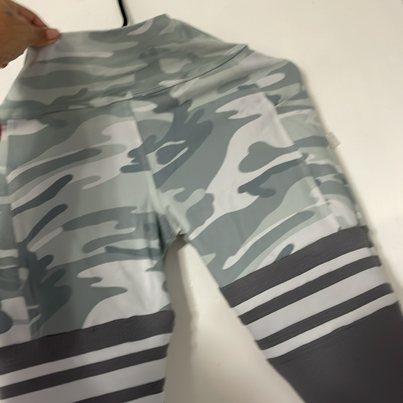 Bombshell sportswear thigh high ( rare color) - Picture 7 of 10